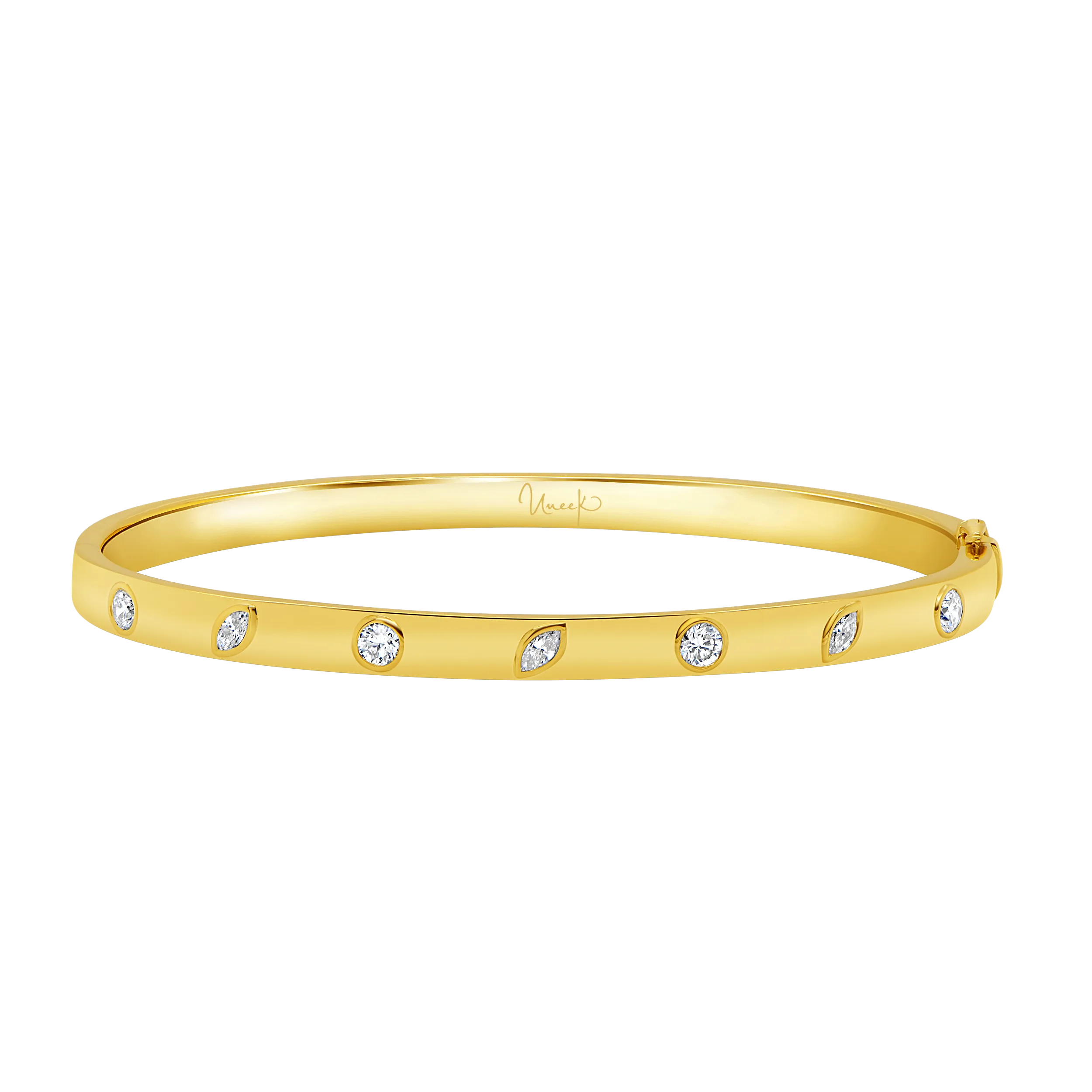 0.63ctw Diamond Bangle