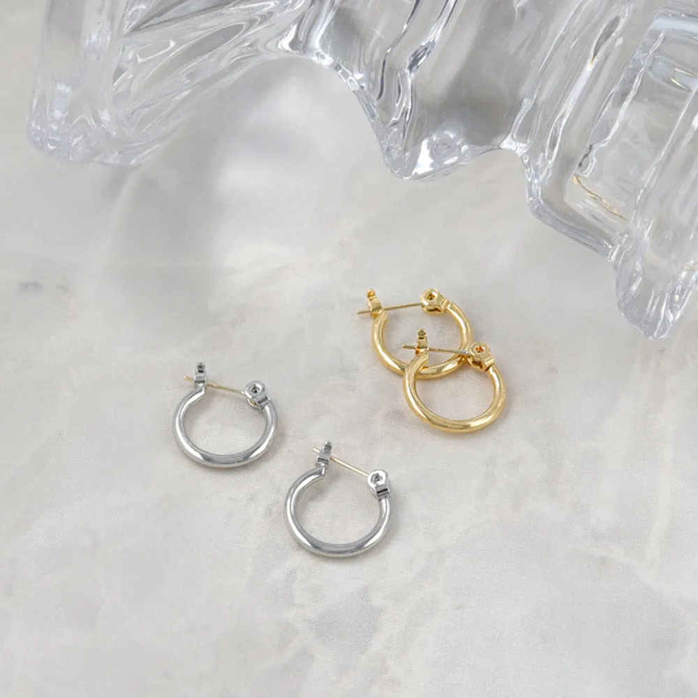 18K Gold Post Classic Hoop Earrings