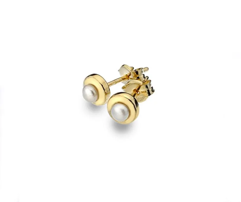 9ct Gold Freshwater Pearl Stud Earrings