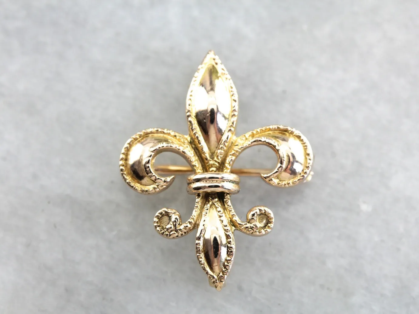 Antique Fleur de Lis Gold Brooch