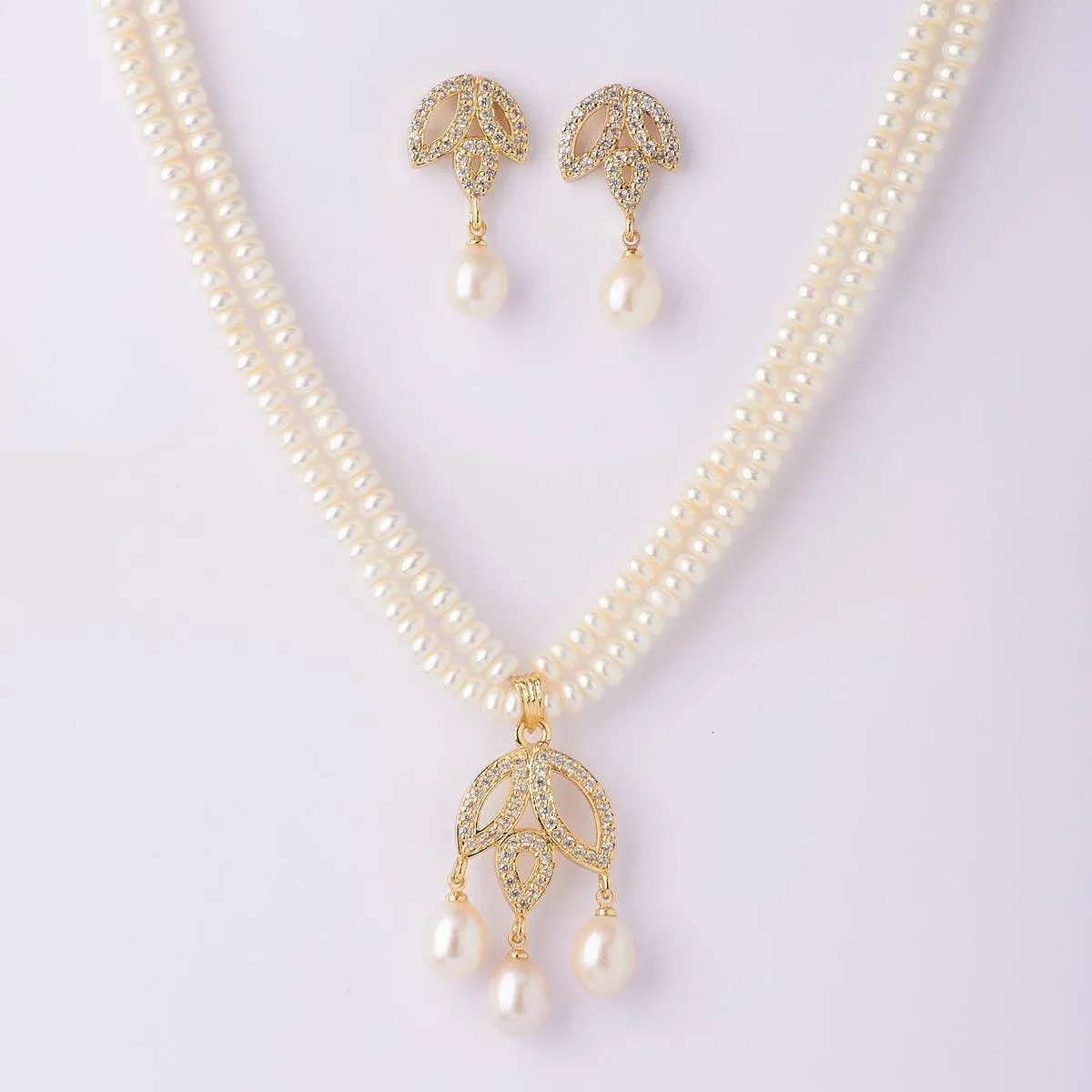 Beautiful Real Pearl Necklace Set