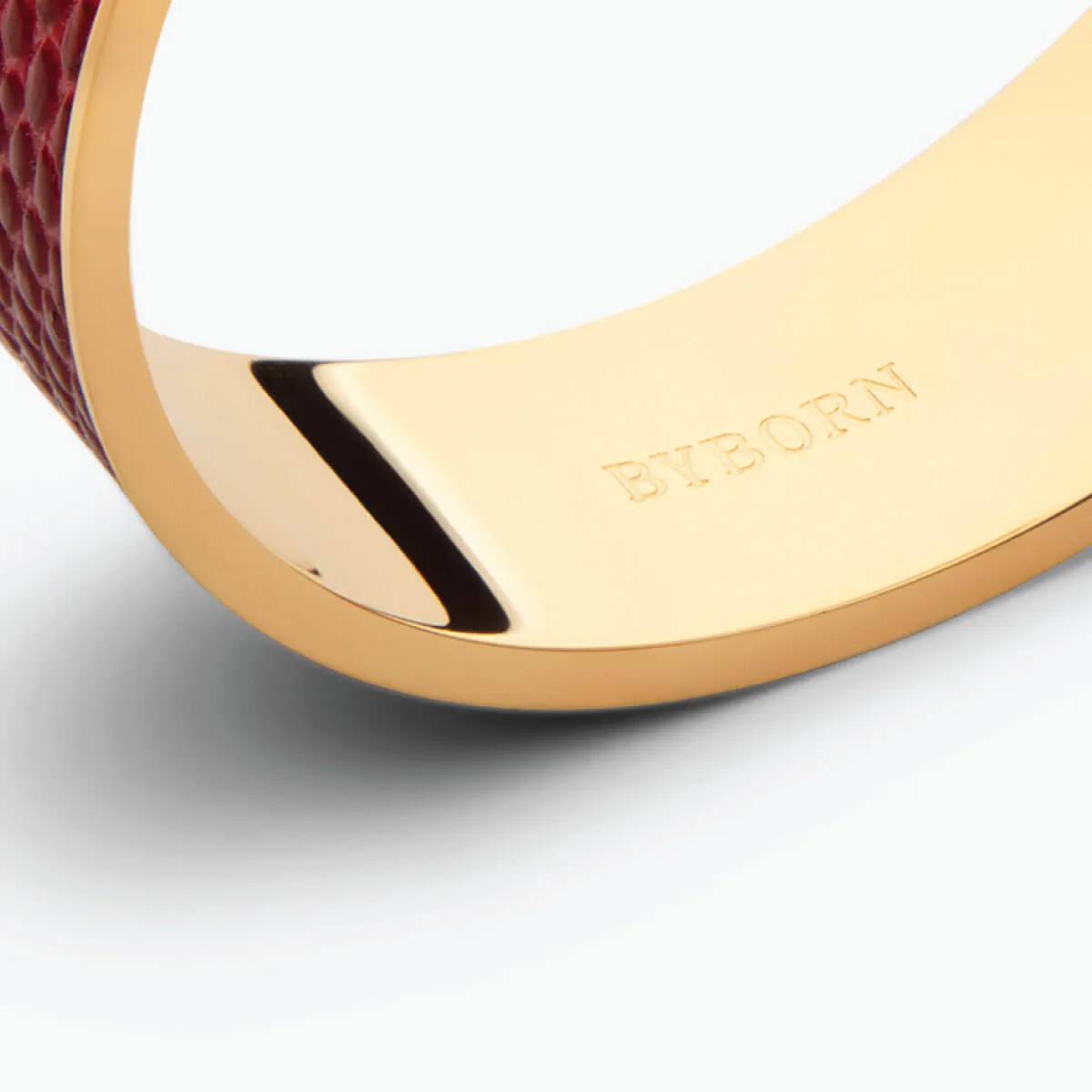 BIG BANGLE BRACELET GOLD