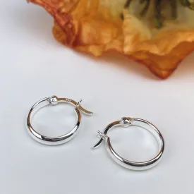 Classic Silver Hoop Earrings - SE5390