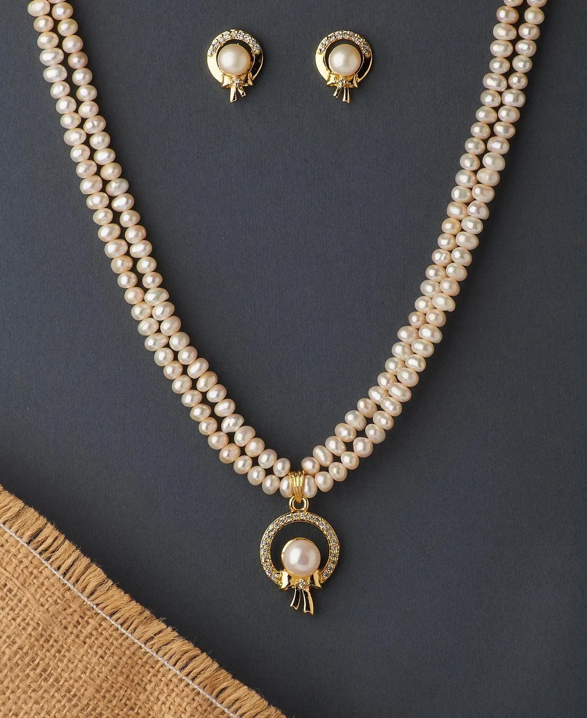 Classy Real Pearl Necklace Set