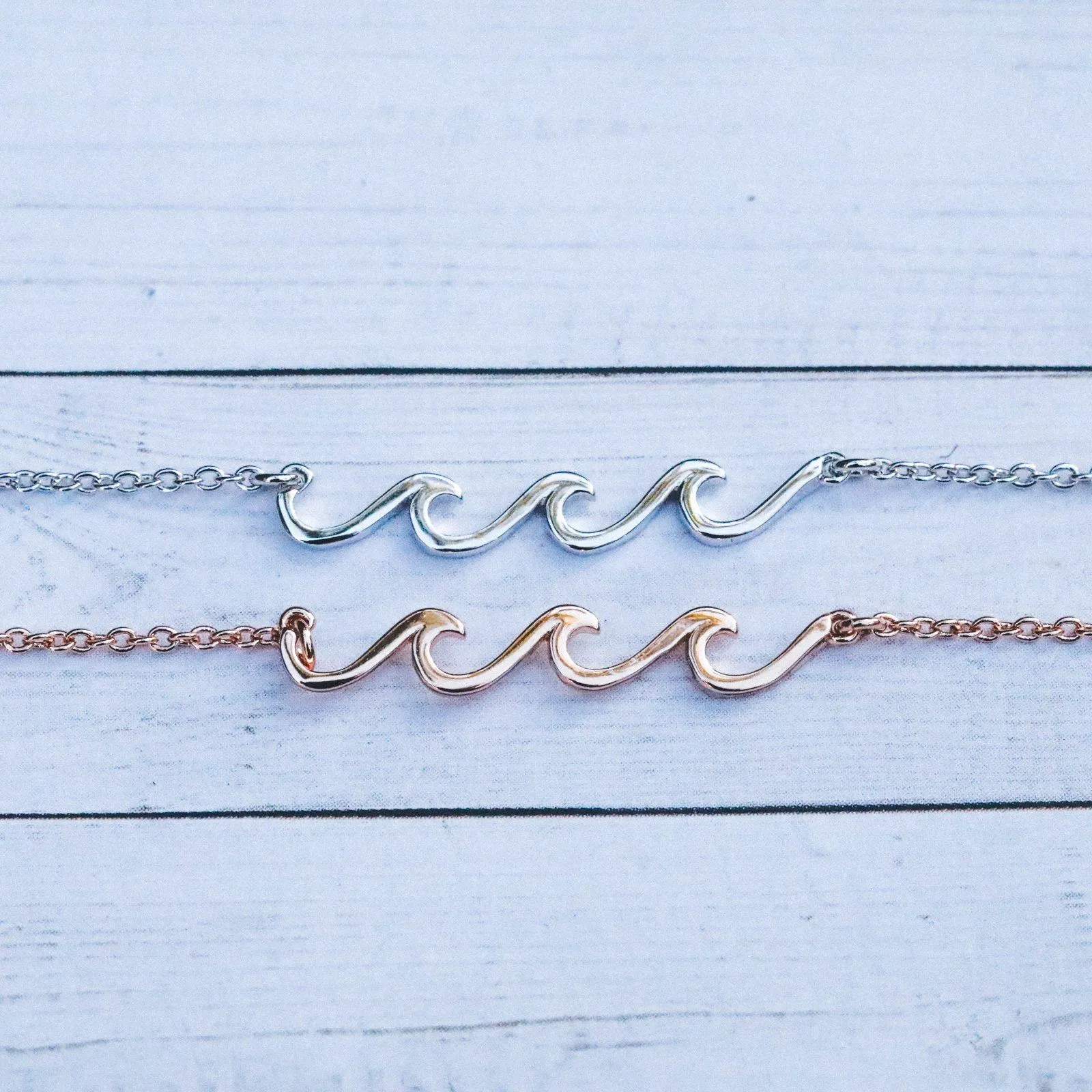 Delicate Wave Necklace