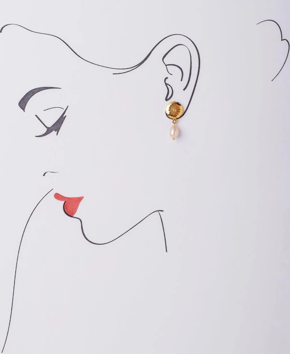 Elegant Pearl Hanging Earring