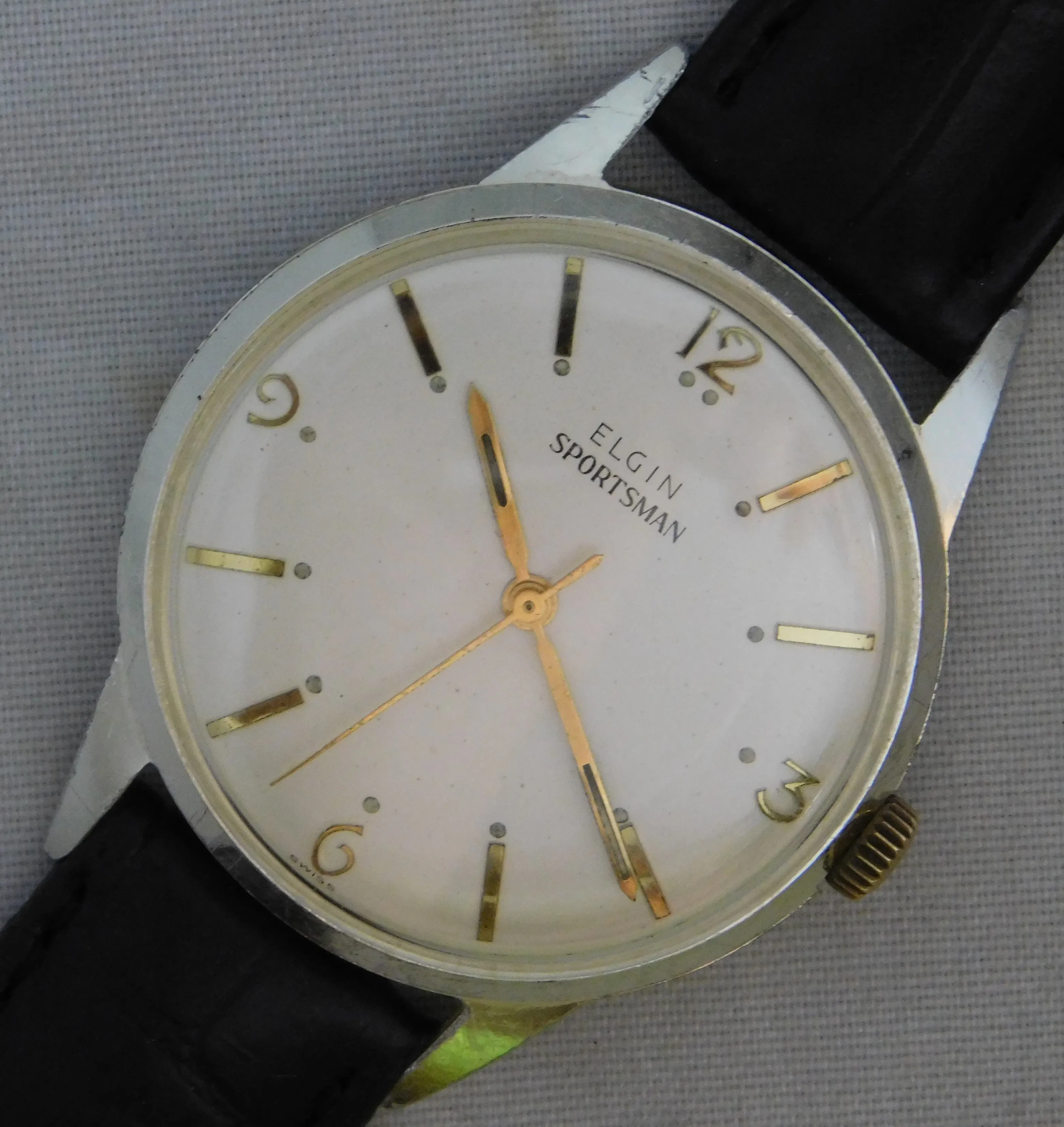 Elgin Sportsman Stainless Steel Caliber 824 Manual Wind Vintage 1950's Mens Watch....33mm