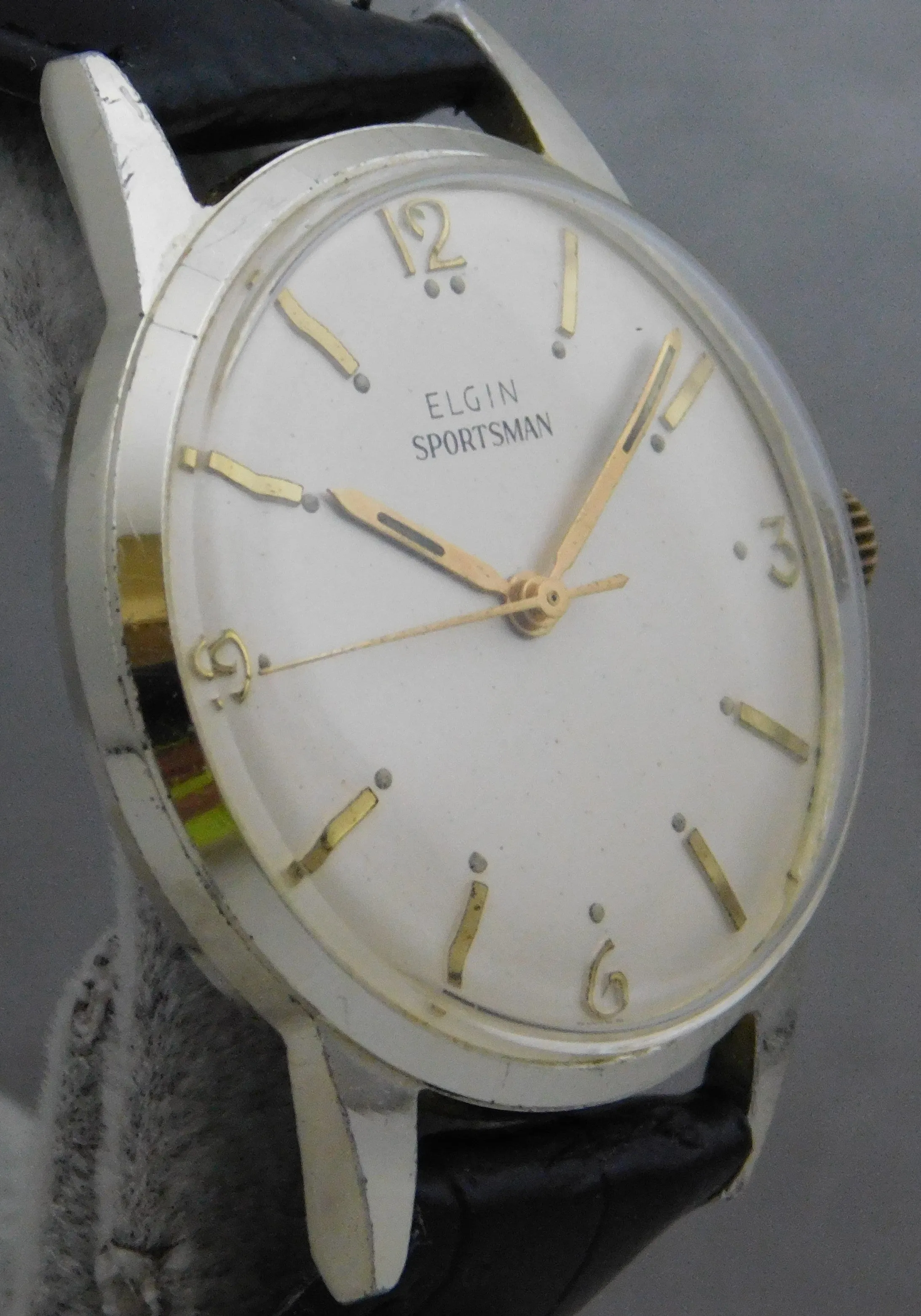 Elgin Sportsman Stainless Steel Caliber 824 Manual Wind Vintage 1950's Mens Watch....33mm