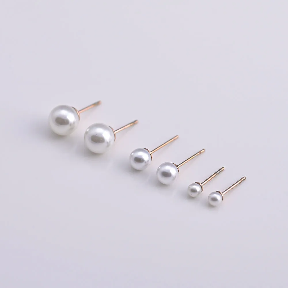 Enchanted Pearl Stud Earrings