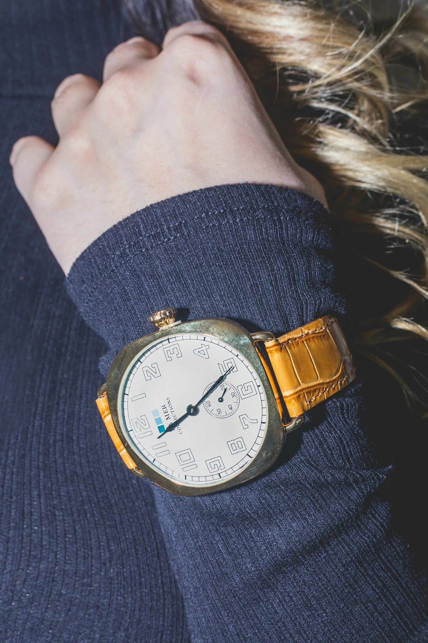 La Mer Tan- Gold Vintage Oversize Watch