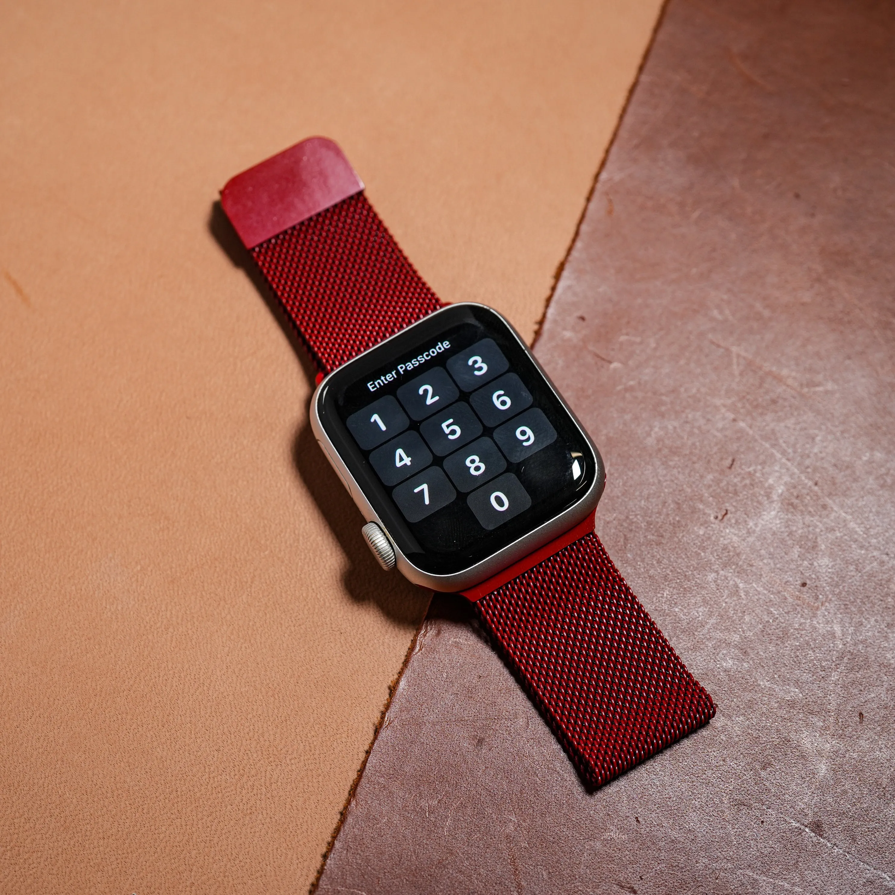 Milanese Mesh Strap in Red (Apple Watch)