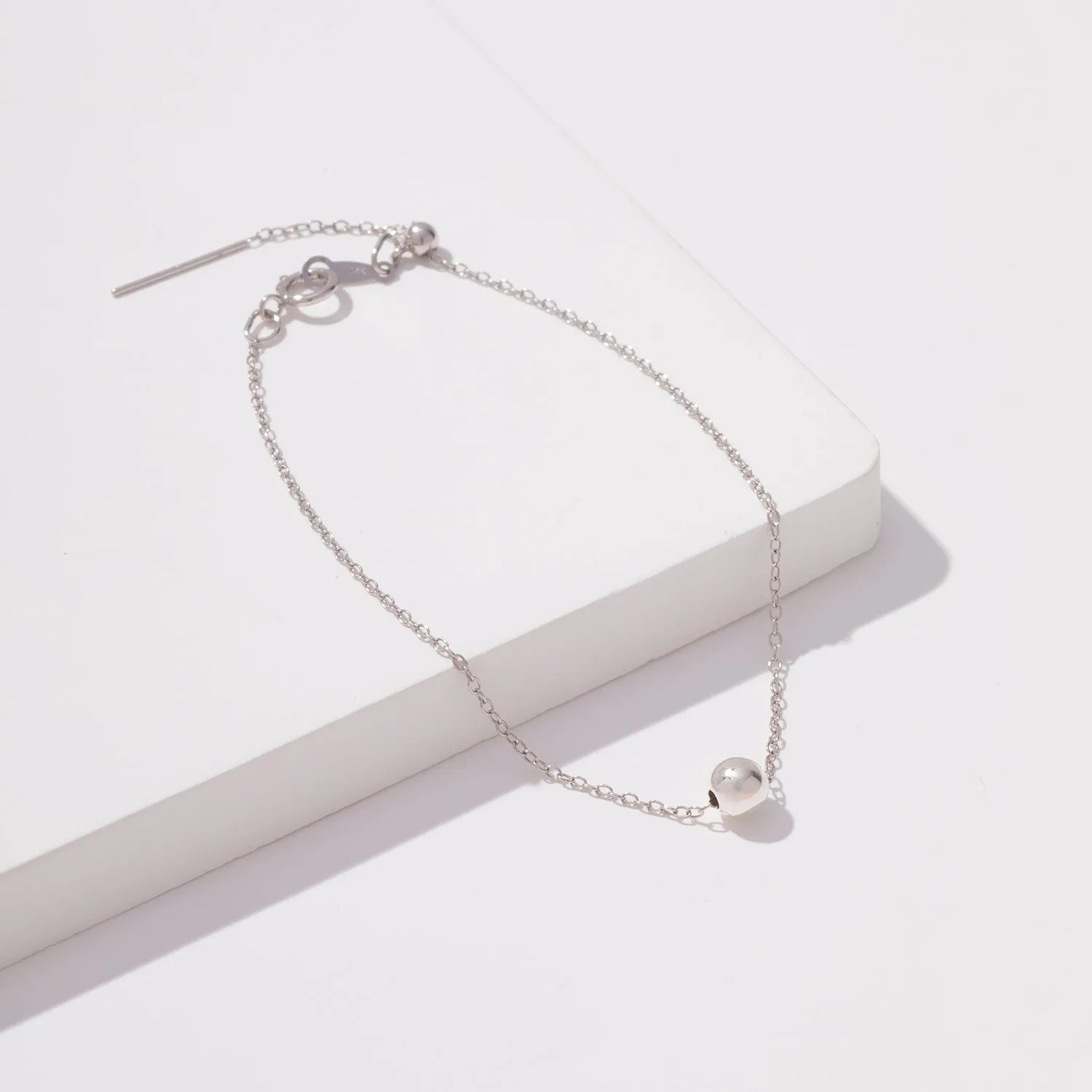 Minimalist Ball Bracelet