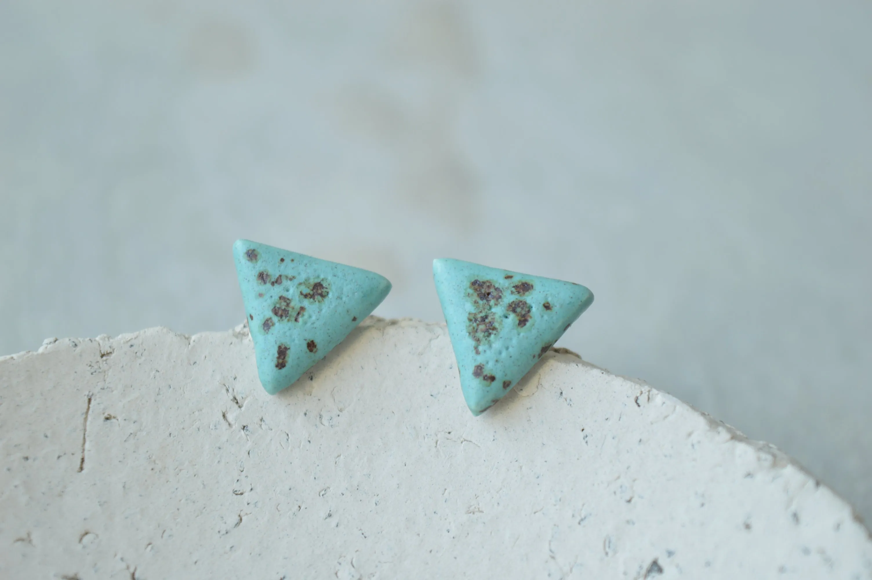 Stud earrings No. 42