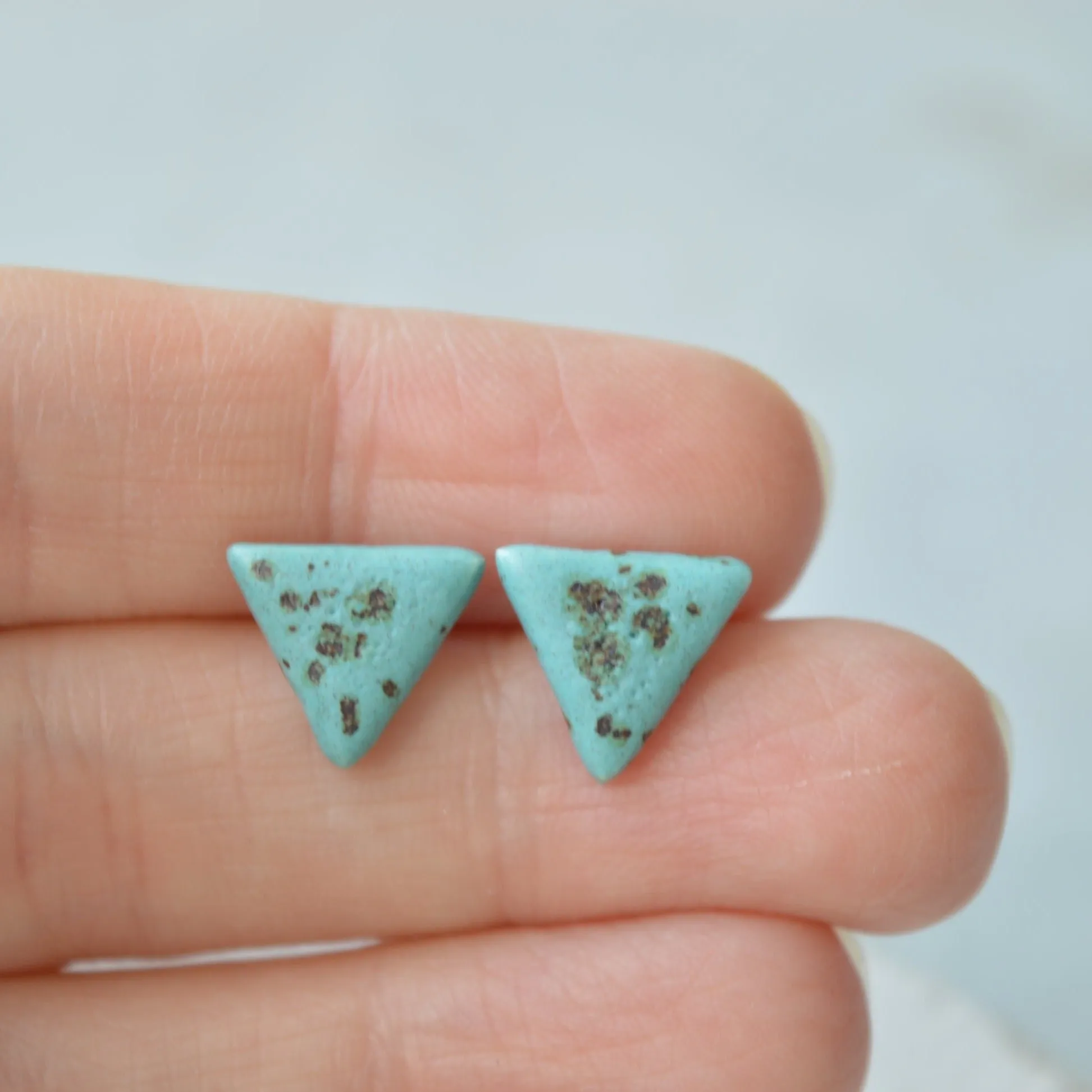 Stud earrings No. 42